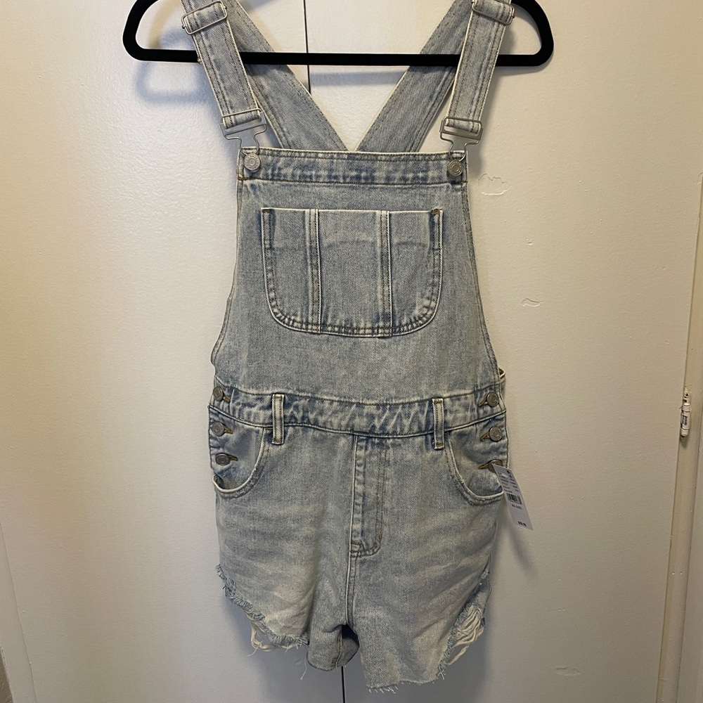 New with tags denim overalls from PacSun!!!